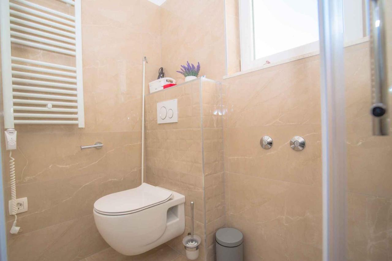 Apartments In Rogoznica 40364 ภายนอก รูปภาพ