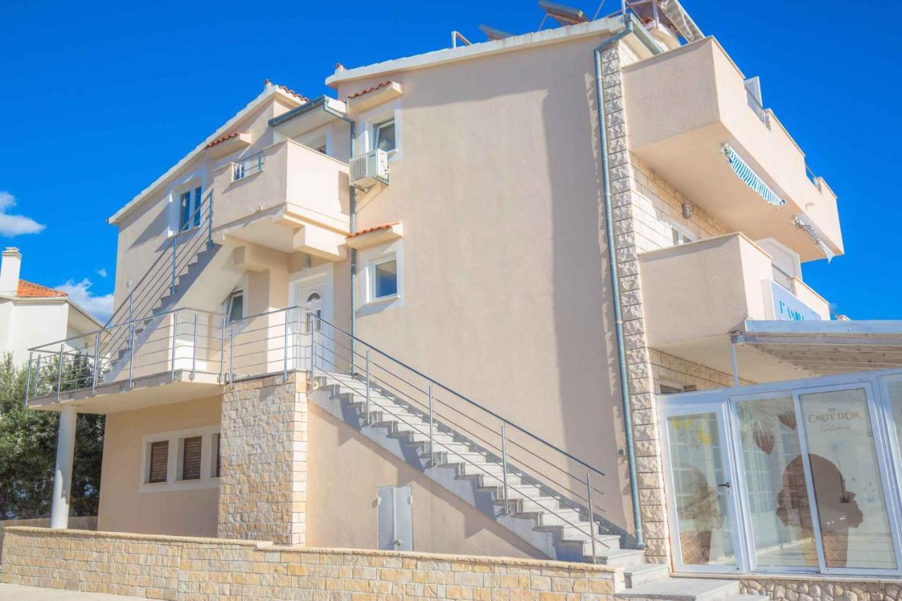 Apartments In Rogoznica 40364 ภายนอก รูปภาพ